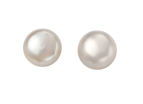 Picture of Pearl Studs