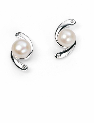 Picture of Pearl Twist Pendant With CZ