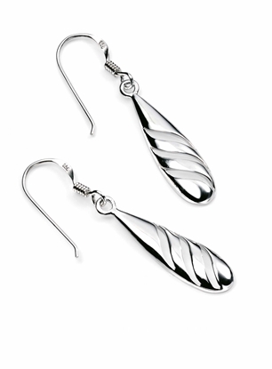 Picture of Cut Out Teardrop Earrings