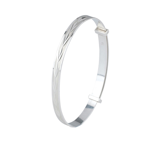Picture of Silver Childs Bangle 11