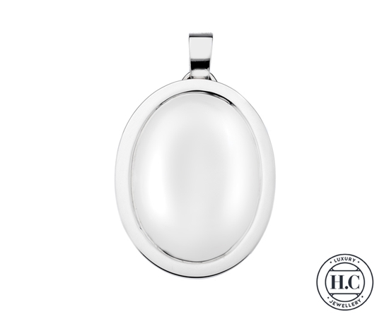 Picture of Sterling Silver H Curteis Plain Oval with Rim Locket Pendant