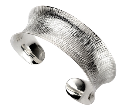 Picture of Heavy Cuff Bangle With Tree Bark Pattern
