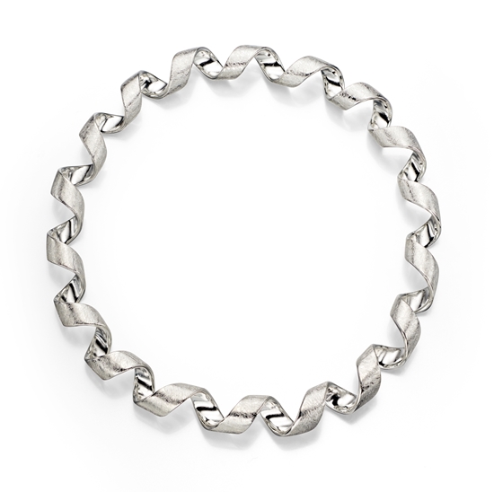 Picture of Scratch Finish Twist Bangle